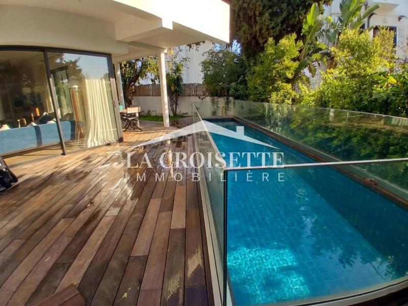 Villa meublée S+3 avec piscine à Carthage